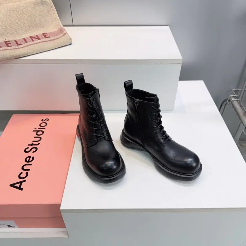 Acne Studios Ботинки кожаные женские на молнии — Фото 2