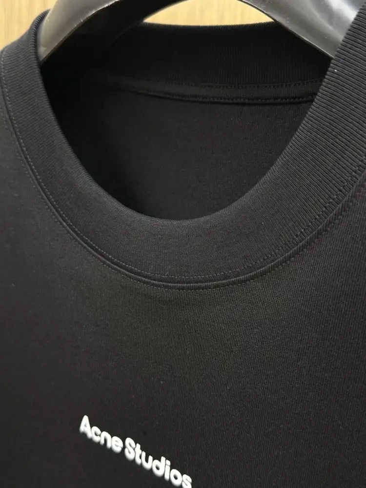 Acne Studios Футболка чоловіча — Фото 4