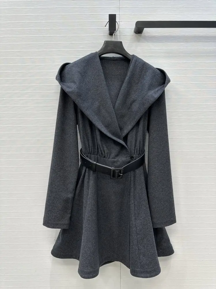 Alaïa — Пальто шерстяное женское