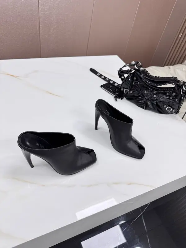 Alexander McQueen Мюли на высоком каблуке — Фото 2