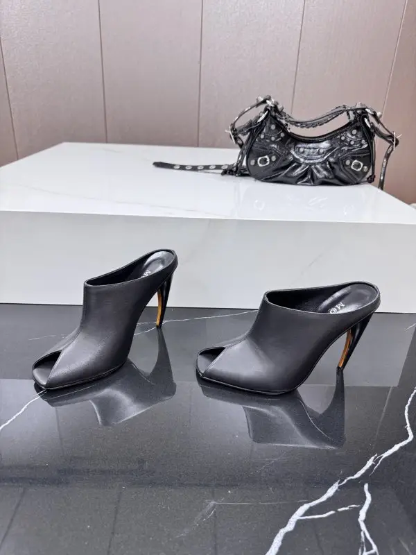 Alexander McQueen Мюли на высоком каблуке — Фото 4