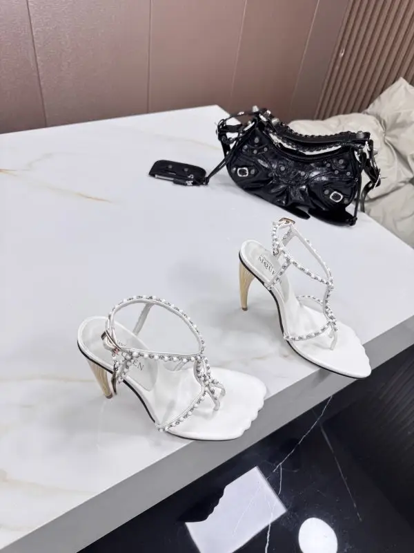 Alexander McQueen Босоніжки на високому підборах — Фото 3