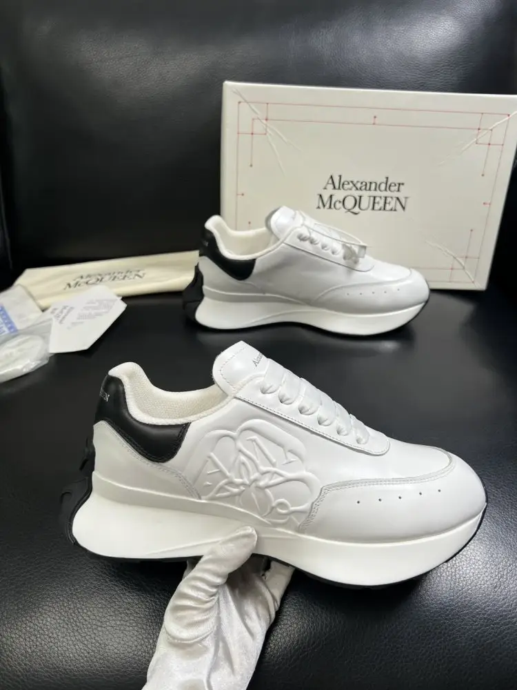 Alexander McQueen Кросівки чоловічі — Фото 4