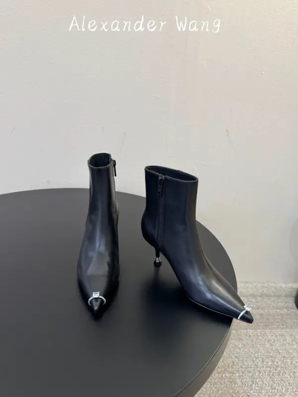Alexander Wang Ankle boots on lightning — Photo 3