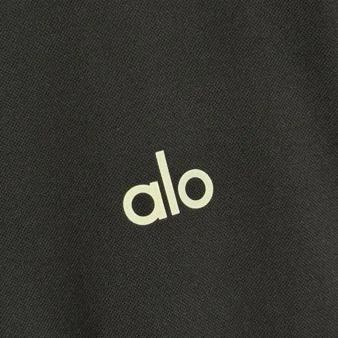 Alo Overalls from long sleeves and clasp-lightning — Photo 2