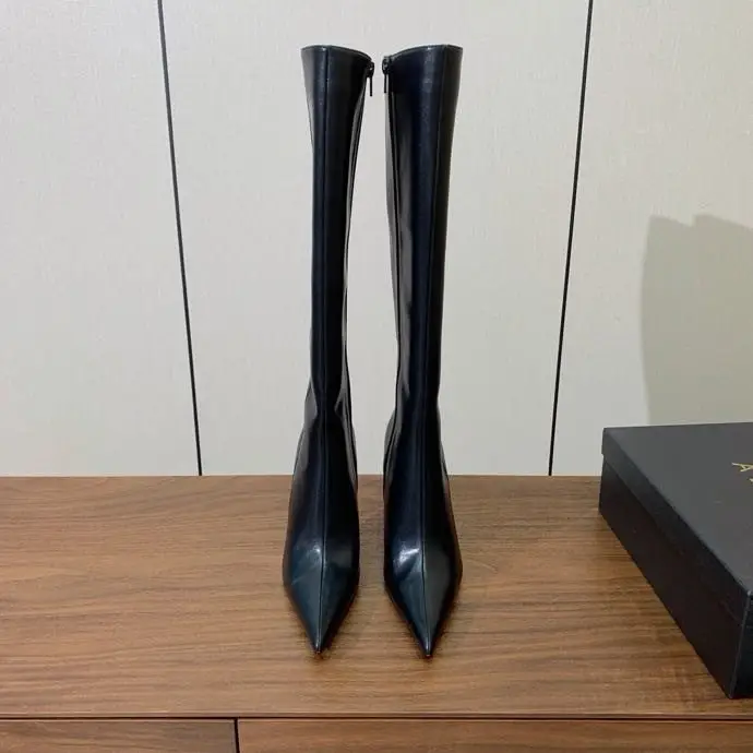 Amina Muaddi Boots women's on stud — Photo 2