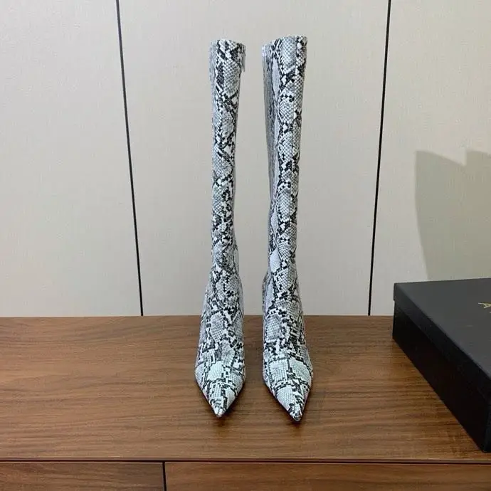 Amina Muaddi Boots women's on stud — Photo 3