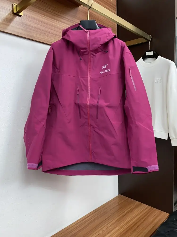 Arcteryx — Jacket men's GORE-TEX Pro