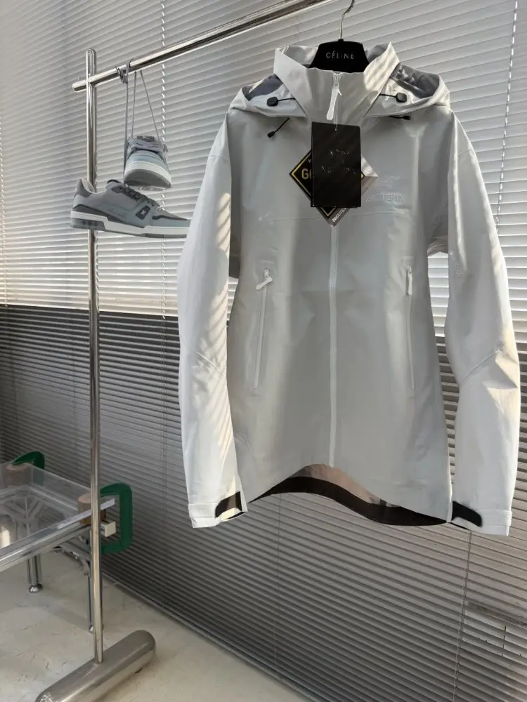 Arcteryx — Куртка чоловіча