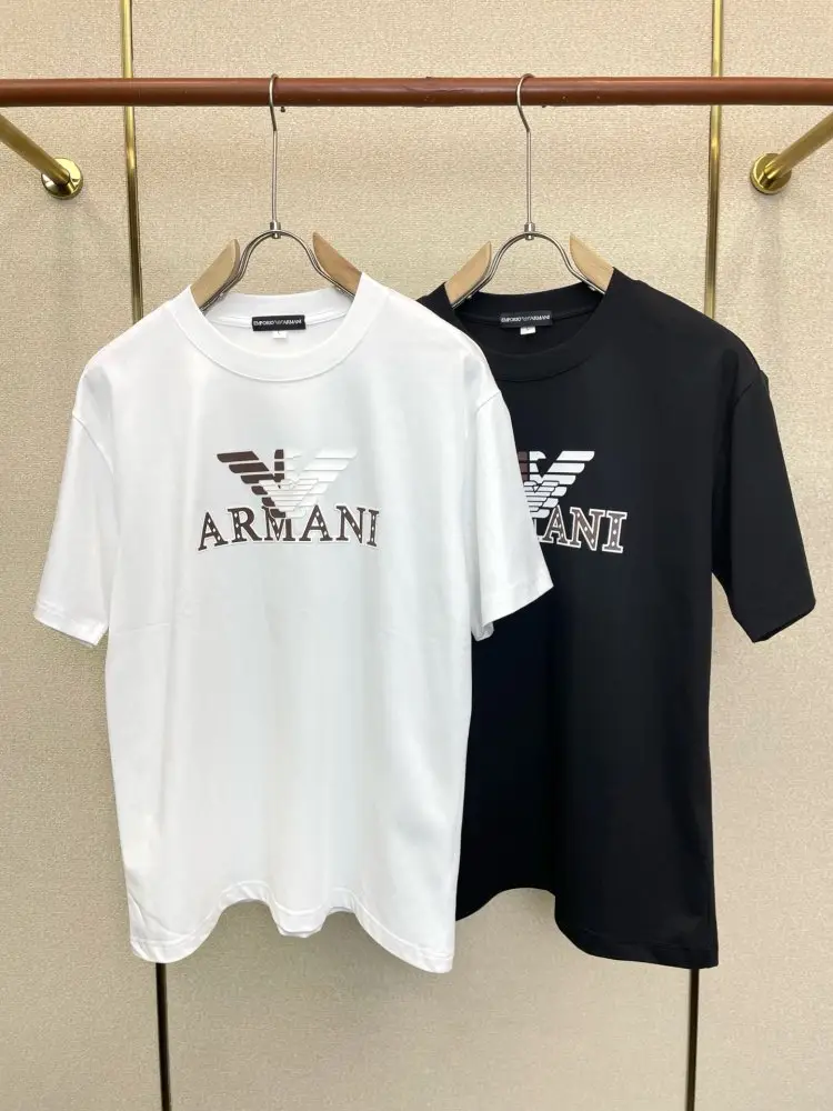 Armani — Футболка чоловіча