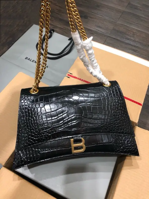 Balenciaga Сумка на плечо Crush Chain среднего размера с цепочкой — Фото 2