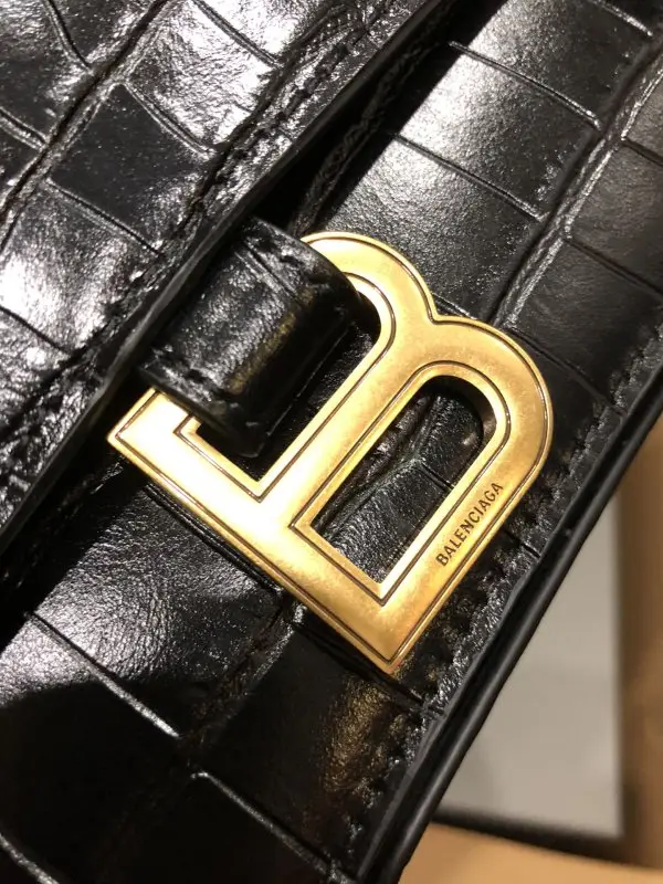 Balenciaga Сумка на плечо Crush Chain среднего размера с цепочкой — Фото 5