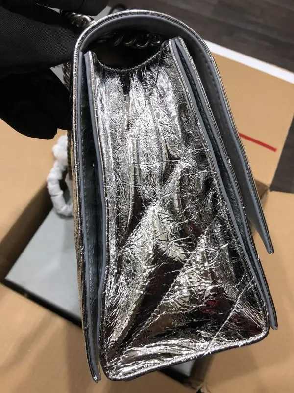 Balenciaga A bag on shoulder Crush Chain secondary size from chain — Photo 5