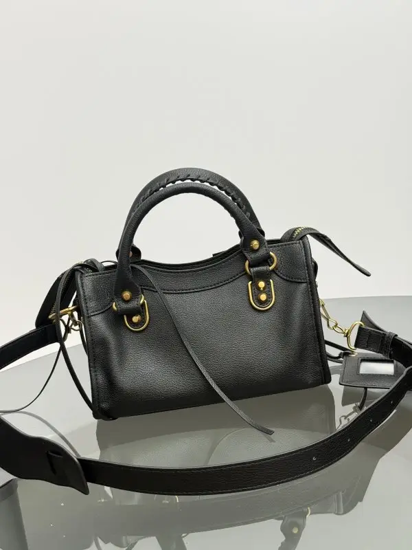 Balenciaga Сумка шопер Le City 24 см кожаная — Фото 4
