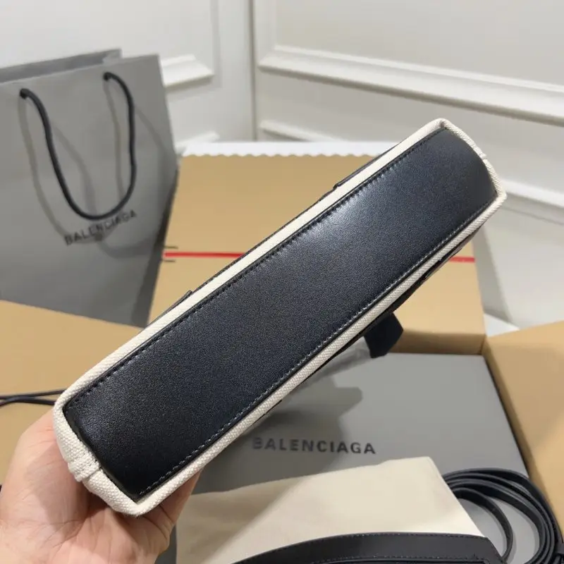 Balenciaga A bag-тоут CABAS 25 cm — Photo 5