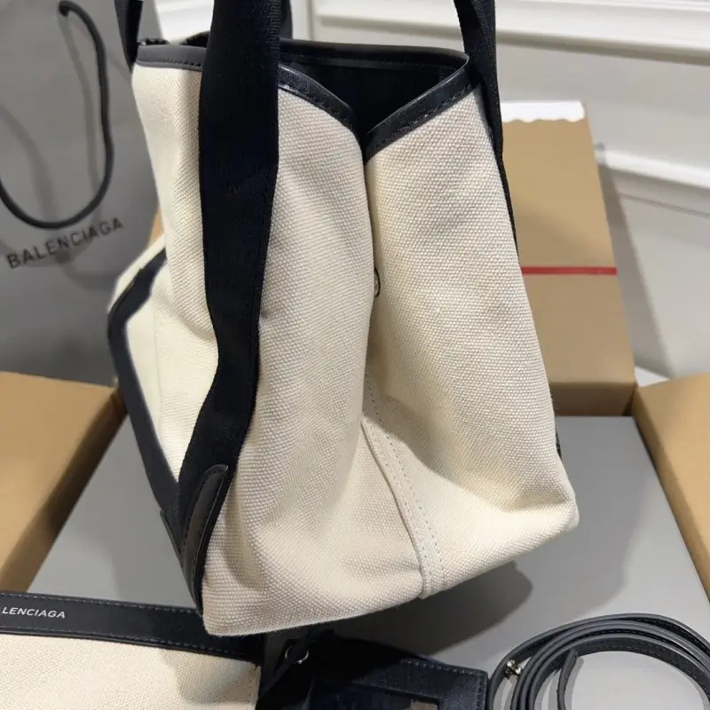 Balenciaga Сумка-тоут CABAS 30 см — Фото 5