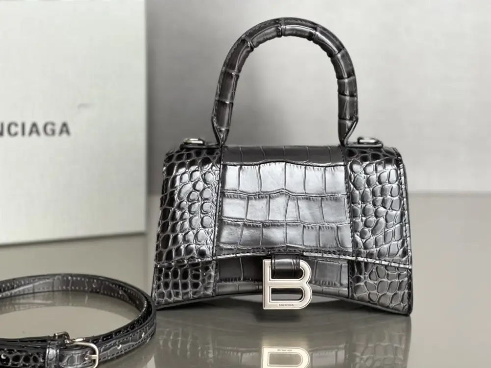 Balenciaga — Сумка-тоут Hourglass 23 см