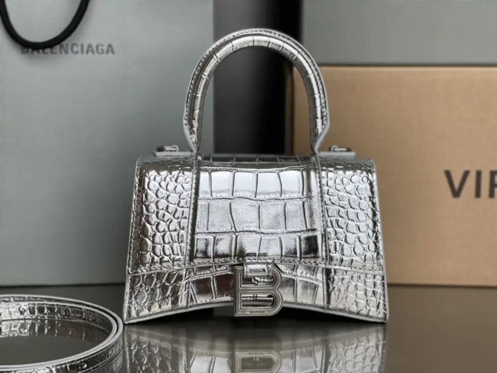 Balenciaga — Сумка-тоут Hourglass 23 см