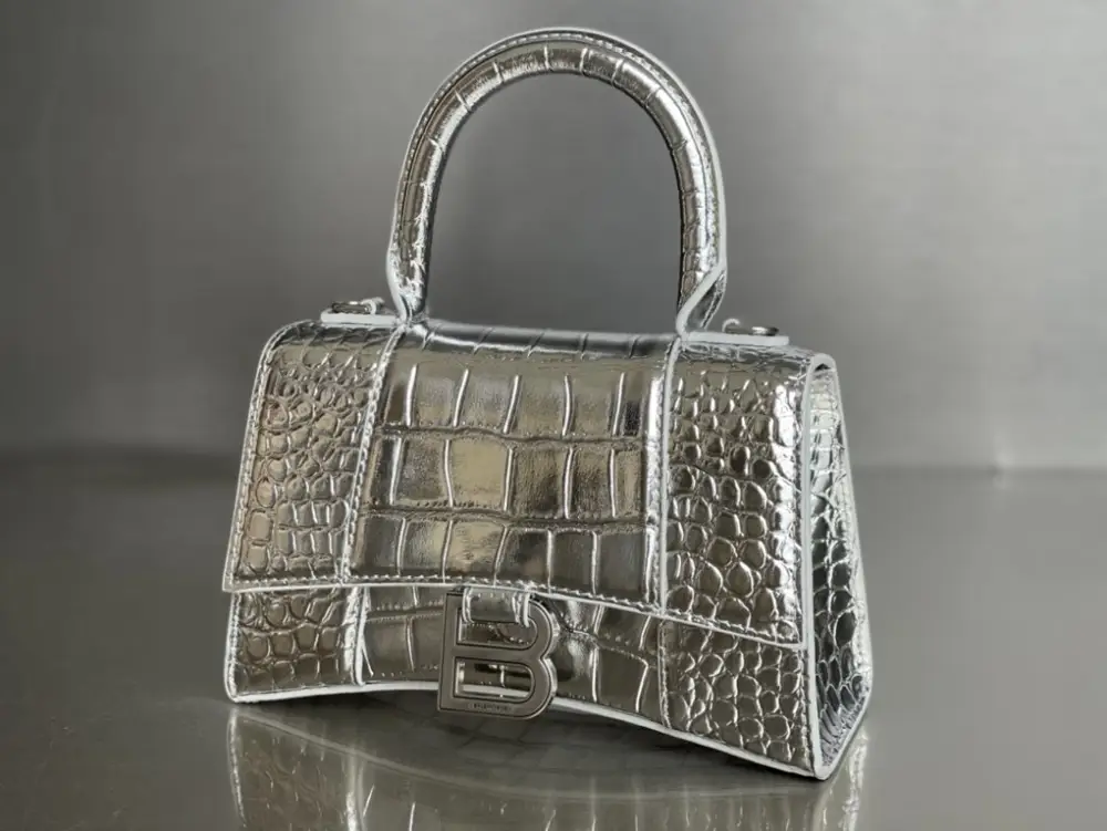 Balenciaga A bag-тоут Hourglass 23 cm — Photo 3