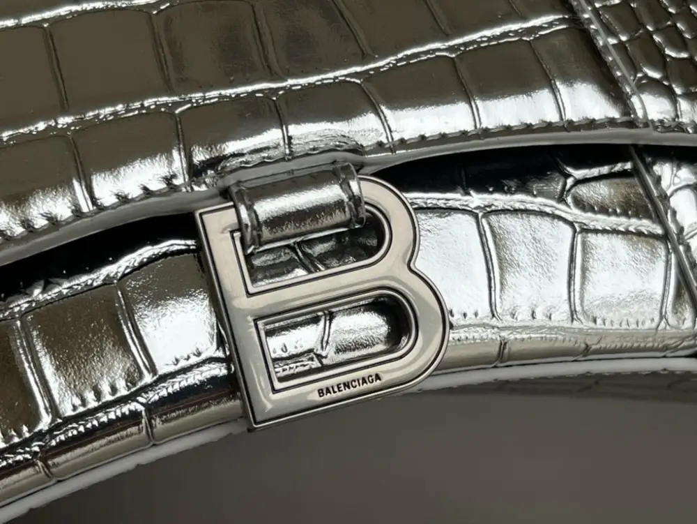 Balenciaga A bag-тоут Hourglass 23 cm — Photo 5