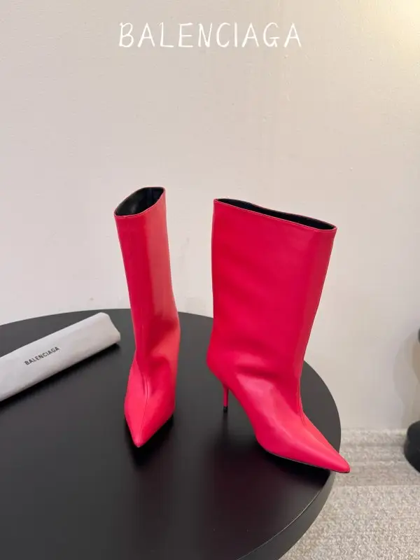 Balenciaga — Ботильйони на шпильці