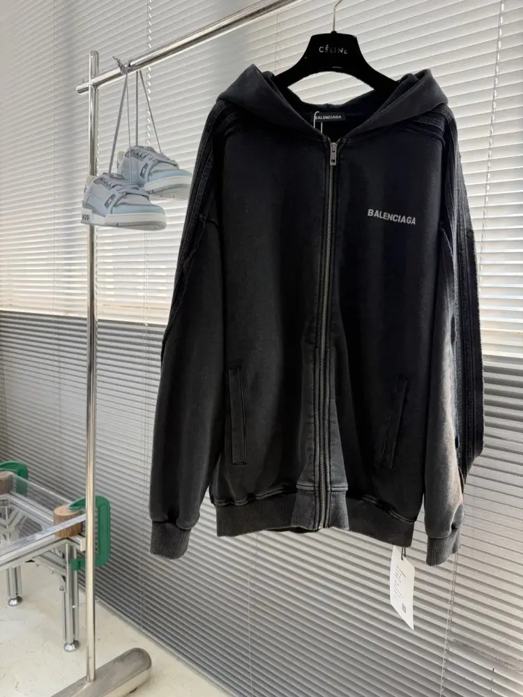 Balenciaga — Кофта чоловіча