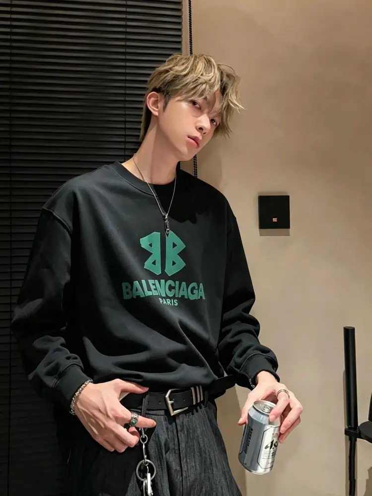 Balenciaga — Кофта чоловіча