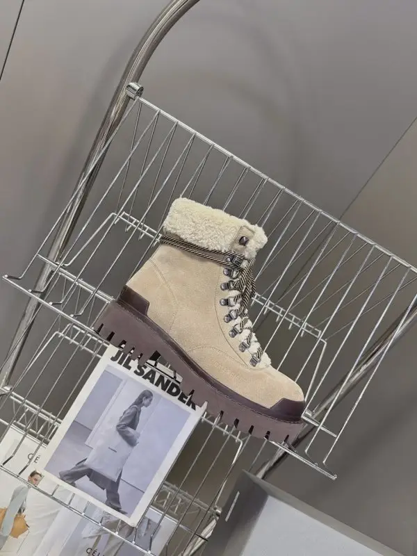 Balenciaga Черевики на хутрі жіночі — Фото 5