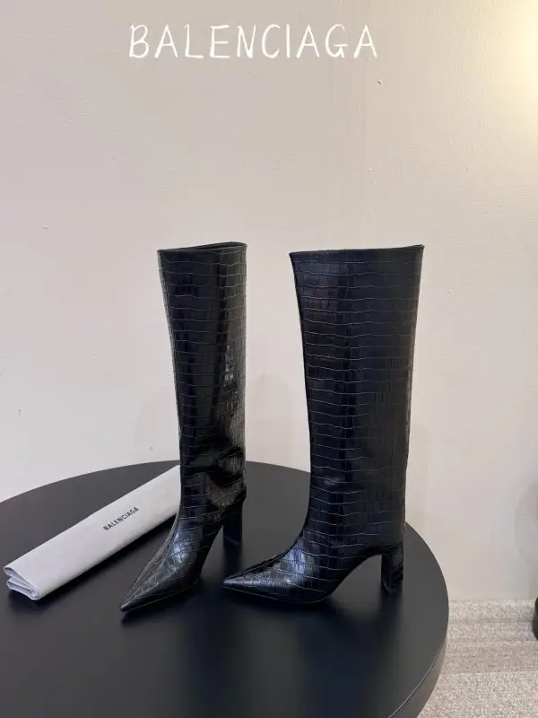 Balenciaga Boots women's on stud — Photo 3