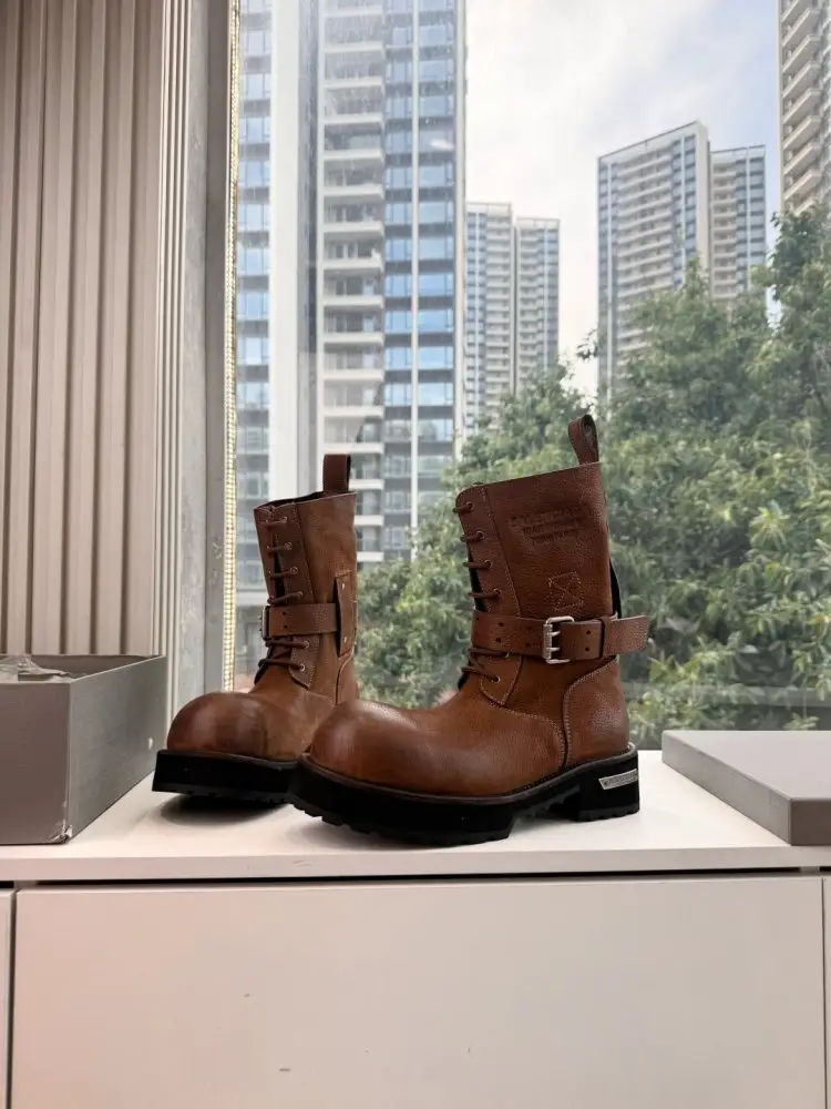Balenciaga Boots women's — Photo 3