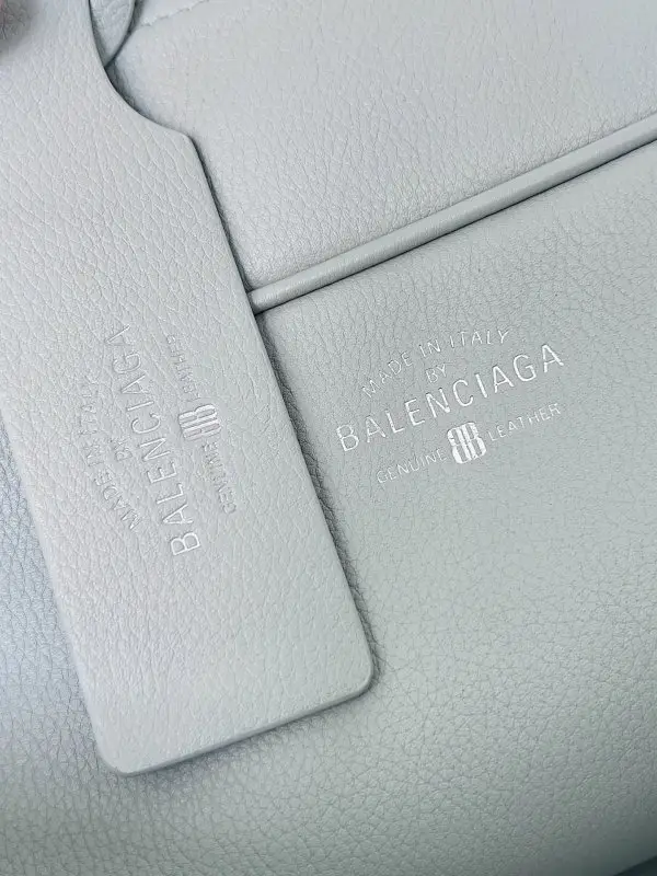 Balenciaga Шкіряна сумка на плече Carrie 31 см — Фото 4