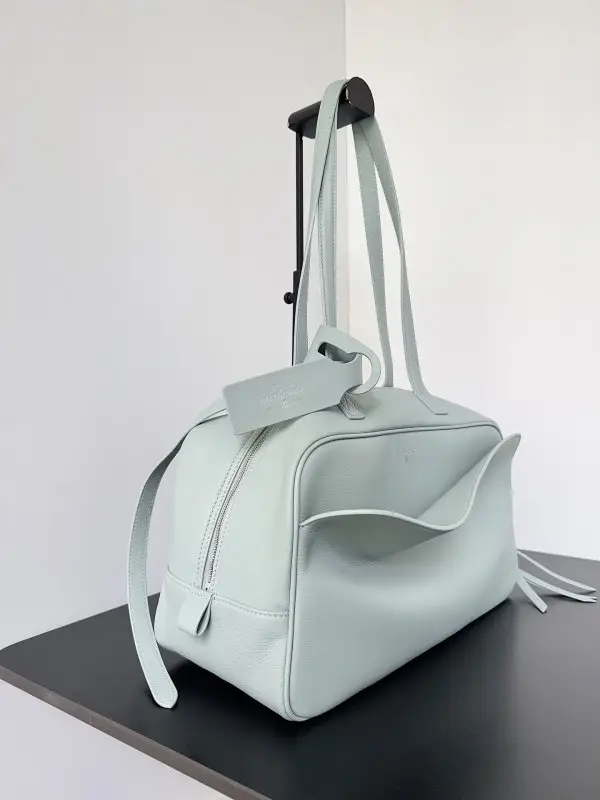 Balenciaga Шкіряна сумка на плече Carrie 36 см — Фото 2