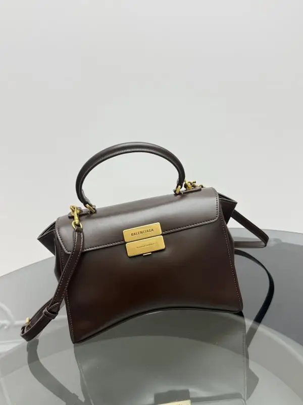 Balenciaga — Маленька жіноча сумка Hourglass Avenue 23 см з верхньої ручкою