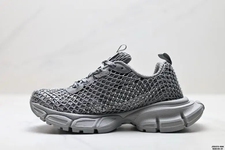 Balenciaga Sneakers Phantom Sneaker — Photo 2