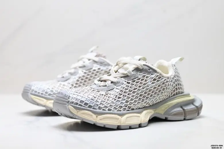 Balenciaga Кросівки Phantom Sneaker — Фото 3