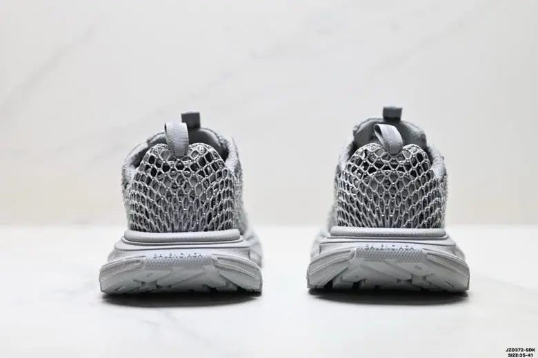 Balenciaga Sneakers Phantom Sneaker — Photo 4