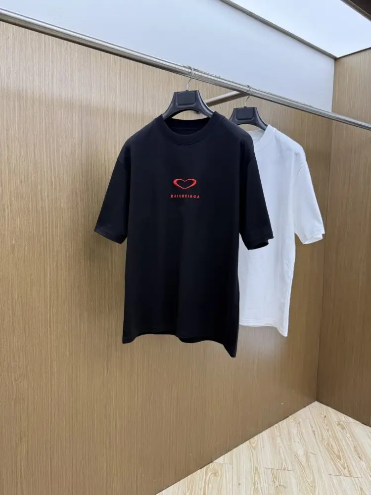 Balenciaga — Футболка чоловіча