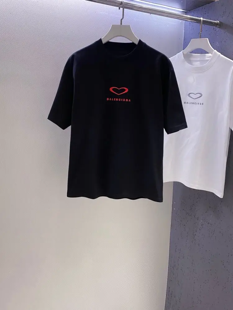Balenciaga — Футболка чоловіча