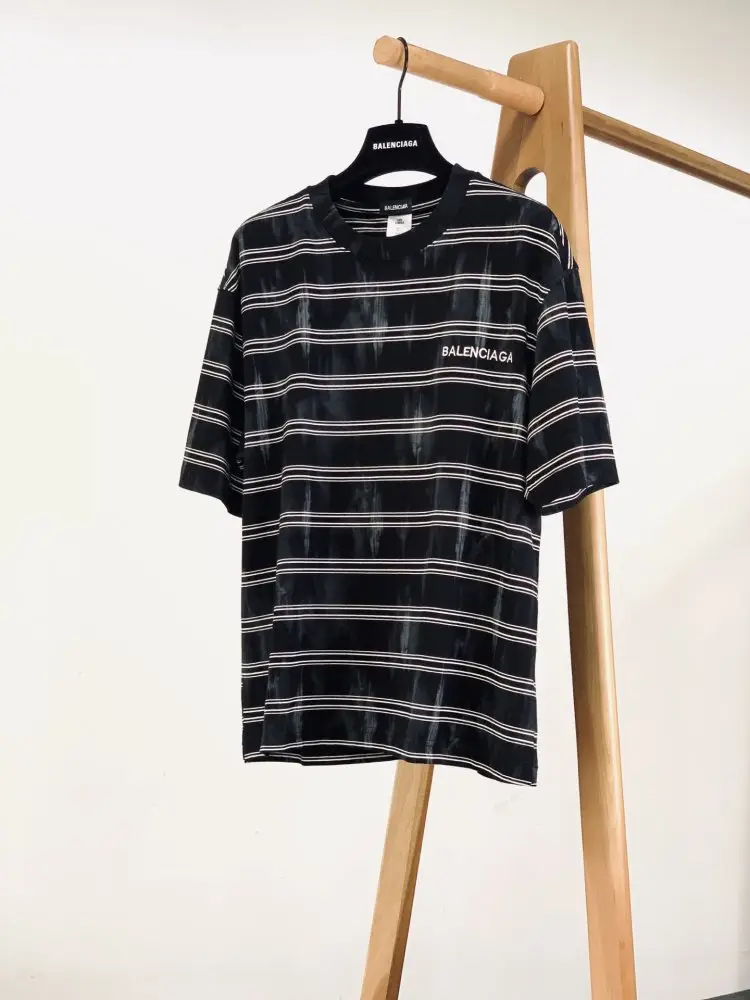 Balenciaga — Футболка мужская