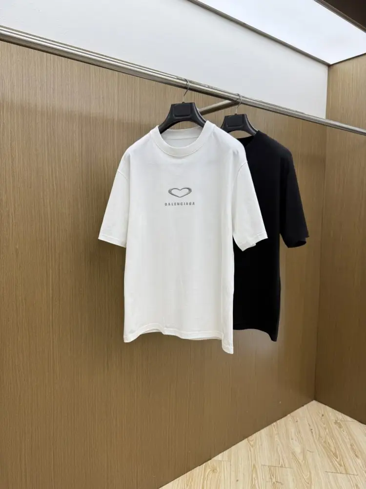 Balenciaga — Футболка чоловіча
