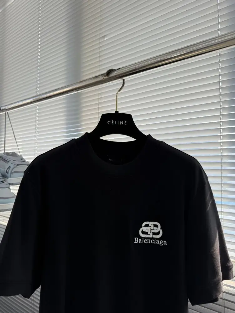 Balenciaga Футболка чоловіча — Фото 2