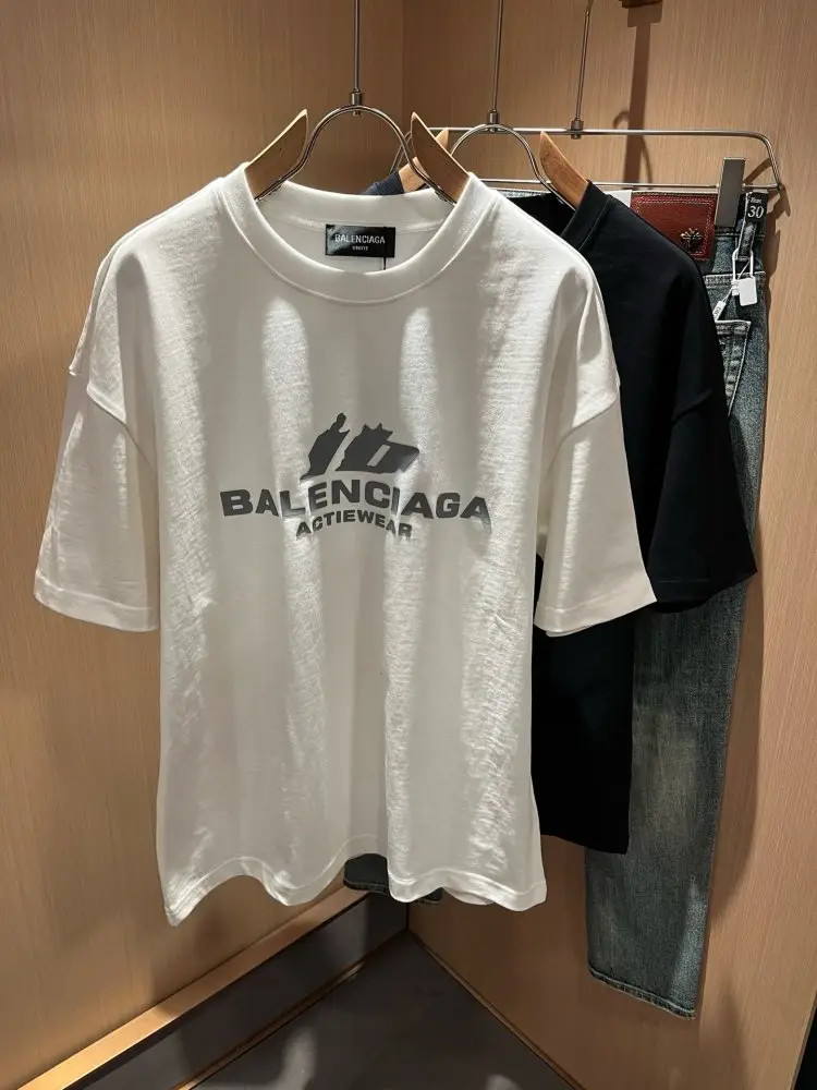Balenciaga Футболка чоловіча — Фото 2