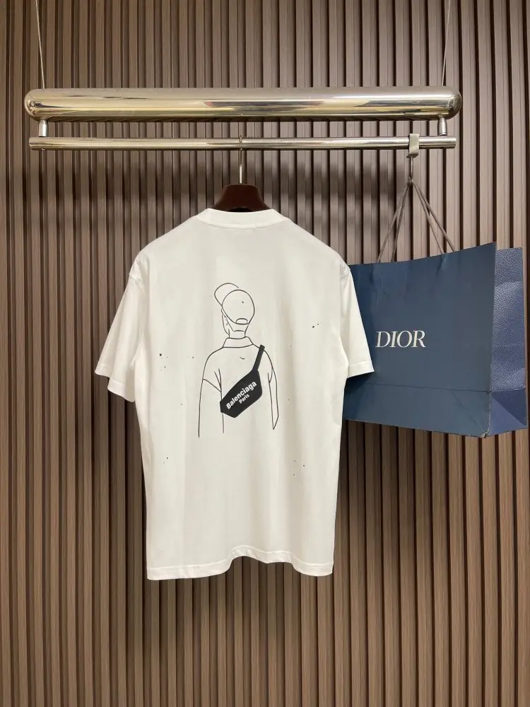 Balenciaga T-shirt men's — Photo 2