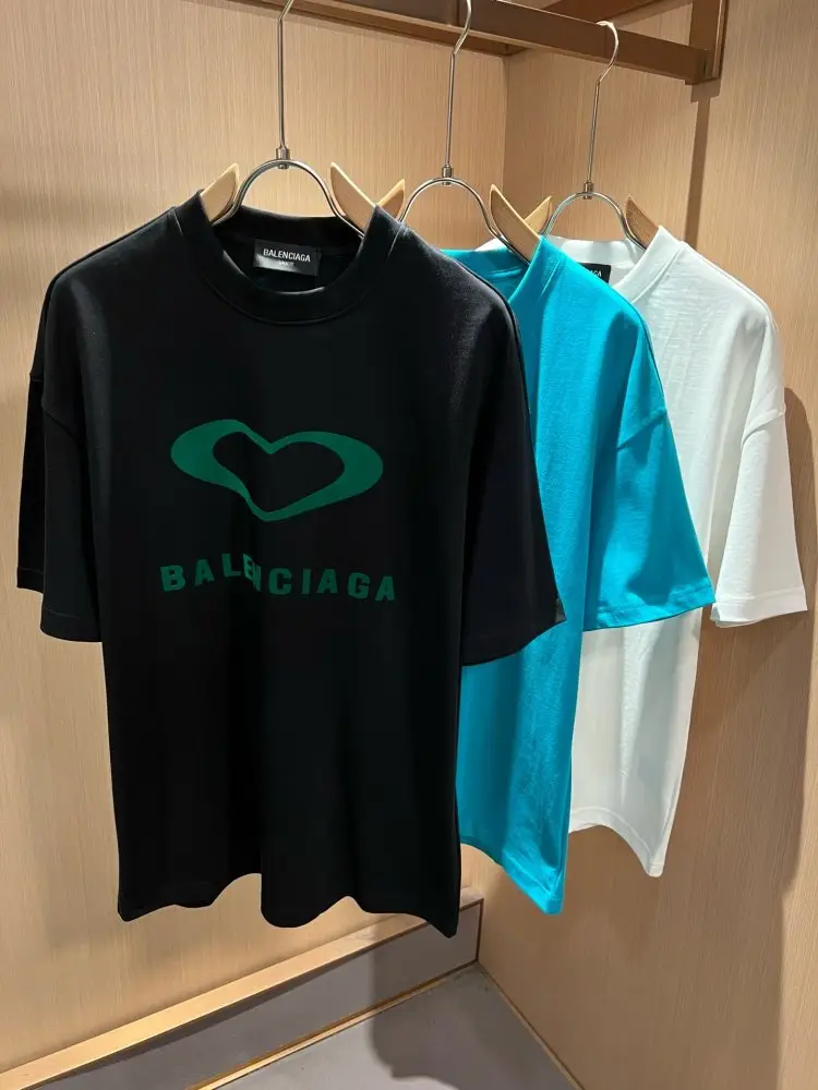 Balenciaga T-shirt men's — Photo 2