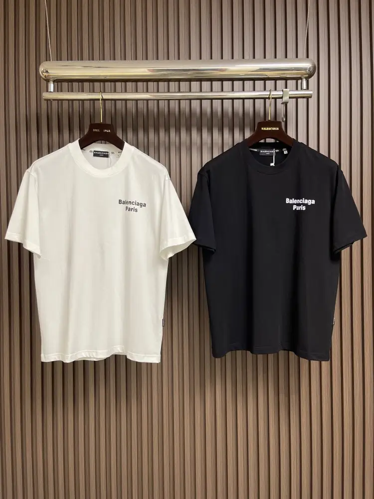 Balenciaga T-shirt men's — Photo 3