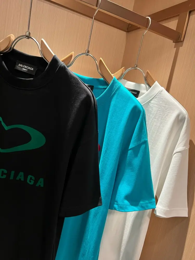 Balenciaga T-shirt men's — Photo 3