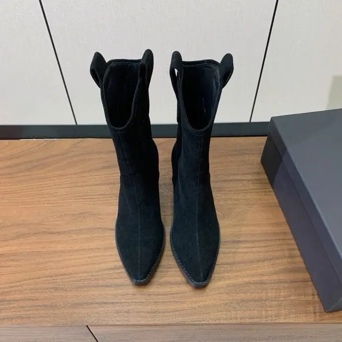 Balmain Ankle boots on high heel — Photo 2