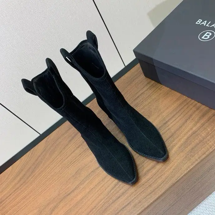Balmain Ankle boots on high heel — Photo 3