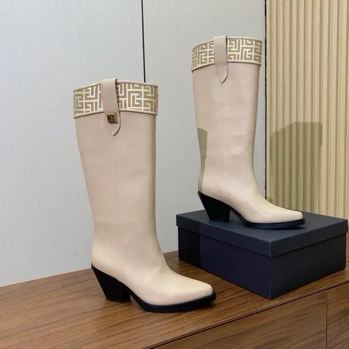 Balmain — Чоботи шкіряні жіночі на високому підборах