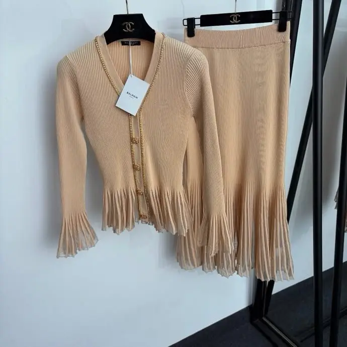 Balmain — Костюм женский